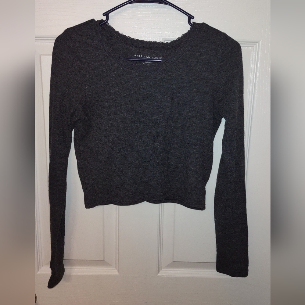 Dark gray long sleeve crop top